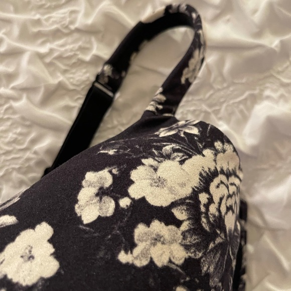 Cacique Underwire Bra - Picture 4 of 11